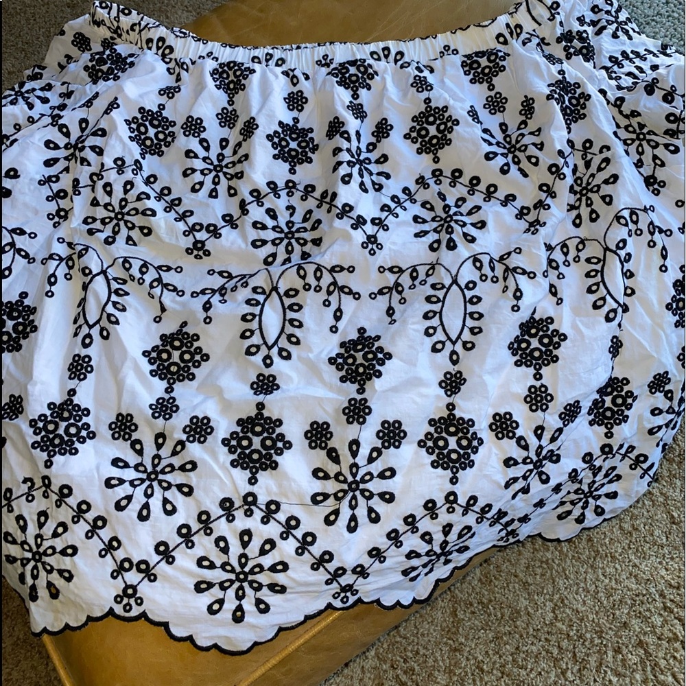 White w/bulk embroidery off shoulder top